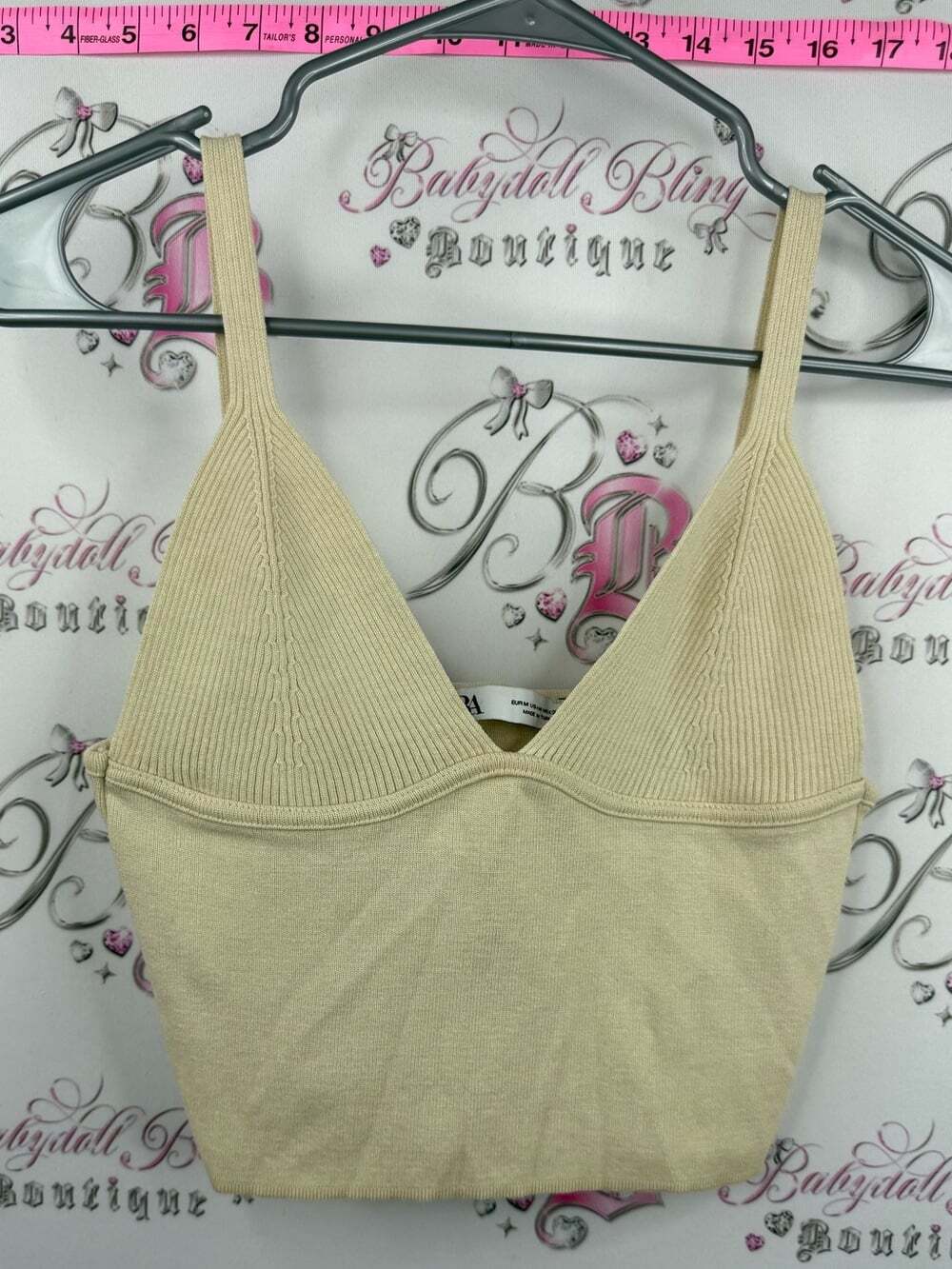 Zara tank top crop tan Cream Ribbed V-Neck Cropped Tank knit